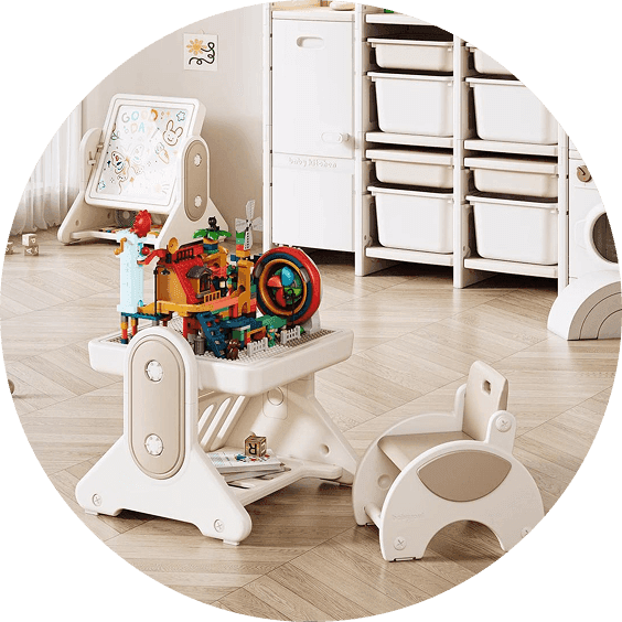 Kids Tables & Chairs